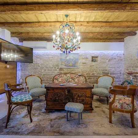 Folirantica Villa *